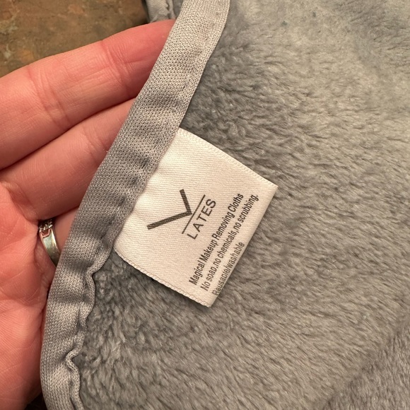 Lates by Kate Face Towel - Picture 2 of 2